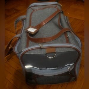 Gray and Brown Men's Travel Bag